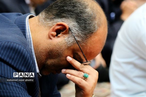 تجمع عاشورایی فرهنگیان تهران درتشییع پیکرپاک و مطهر شهید گمنام