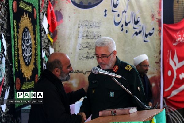 تجمع عاشورایی فرهنگیان تهران درتشییع پیکرپاک و مطهر شهید گمنام
