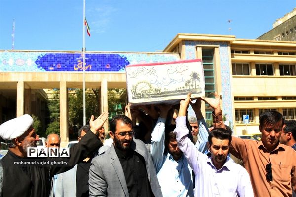 تجمع عاشورایی فرهنگیان تهران درتشییع پیکرپاک و مطهر شهید گمنام