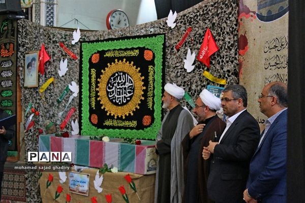 تجمع عاشورایی فرهنگیان تهران درتشییع پیکرپاک و مطهر شهید گمنام
