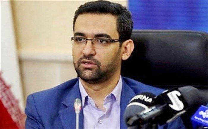 آذری جهرمی: با ظریف، کری فوتبالی داریم