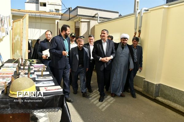 بازدید استاندار و مدیرکل آموزش‌وپرورش مازندران از مدارس بابلسر