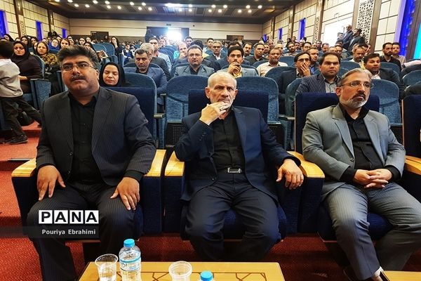 مراسم بازگشایی مدارس و نواختن زنگ مهر و مقاومت در شهرستان بیرجند