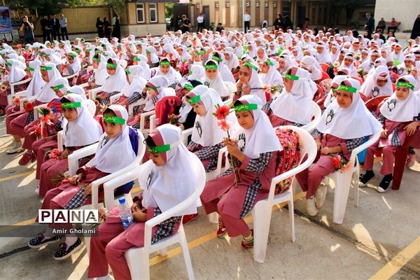 آیین گشایش دبستان امید آینده در چهاردانگه