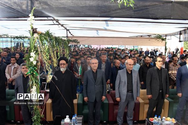 آیین آغاز سال تحصیلی جدید و  هفته دفاع مقدس در تبریز