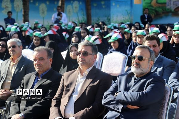 مراسم نواختن  زنگ  ایثار  و  مهر در دبیرستان هدی ناحیه شش مشهد