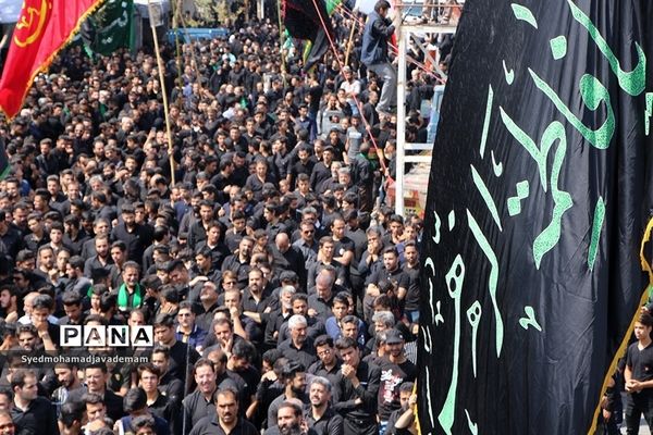 اجتماع عظیم  عاشورائیان در یزد حسینیه ایران