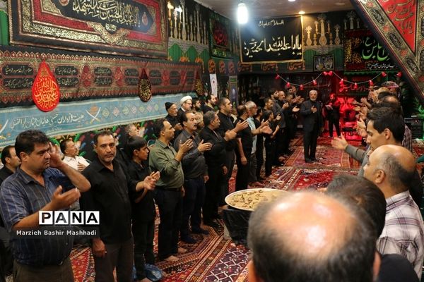 برگزاری مراسم سوگواری سومین روز شهادت  امام حسین (ع) و یارانش در شیراز