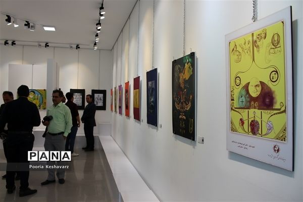 نمایشگاهی از نقاشی های دیجیتال دو دانش آموز شیرازی