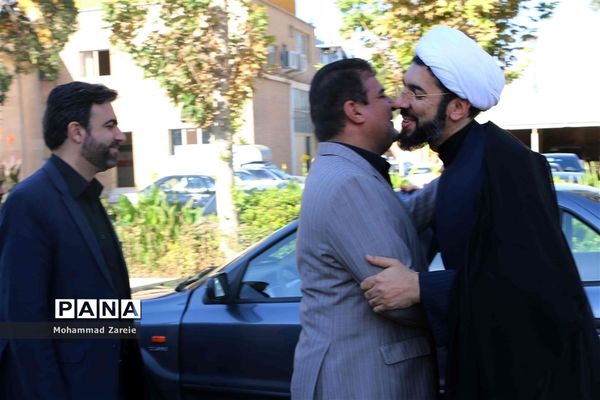 صبحگاه مشترک در اداره کل آموزش و پرورش شهرستانهای استان تهران