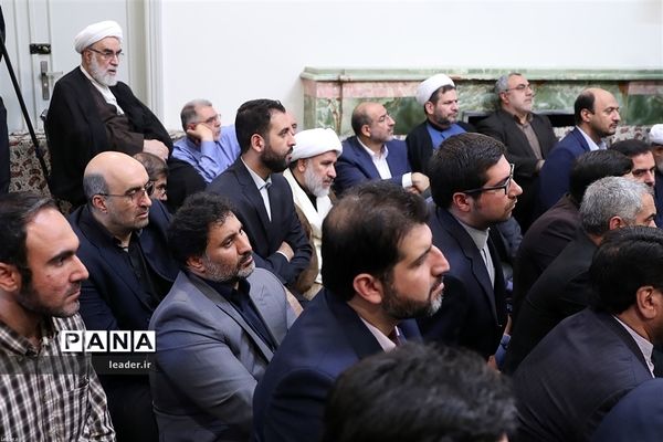 دیدار جمعی از مسئولان و دست‌اندرکاران حج با مقام معظم رهبری