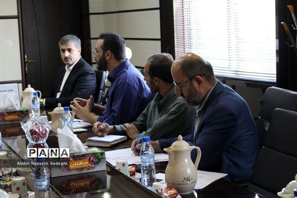 جلسه ستاد هماهنگی و پشتیبانی بسیج دانش‌آموزی استان بوشهر