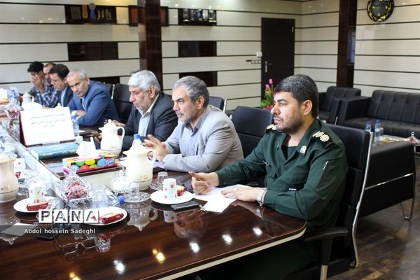 جلسه ستاد هماهنگی و پشتیبانی بسیج دانش‌آموزی استان بوشهر