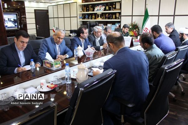 جلسه ستاد هماهنگی و پشتیبانی بسیج دانش‌آموزی استان بوشهر