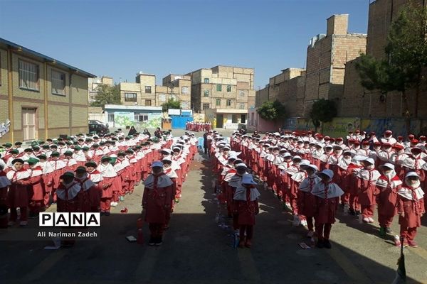 جشن مهر عاطفه ها در شهرستان بهارستان