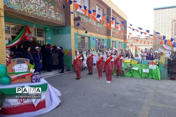 جشن مهر عاطفه ها در شهرستان بهارستان