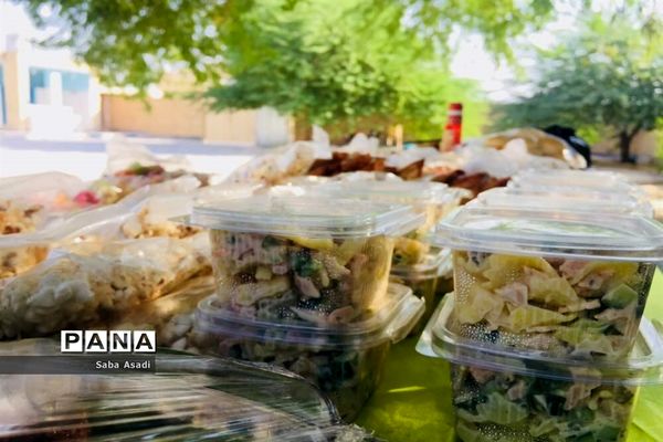 بازارچه خیریه دبیرستان الزهرا گله دار