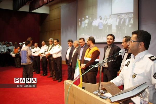 تجلیل ازموتورسیکلت سواران قانونمند در فشافویه