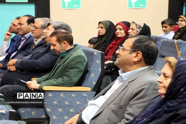 اختتامیه بیست و یکمین مرحله استانی جشنواره بین المللی قصه گویی