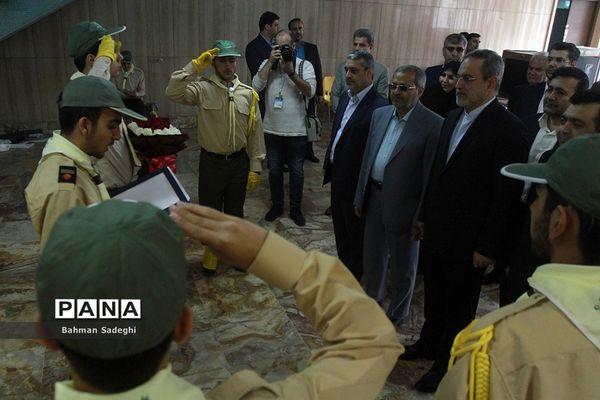 نخستین نشست نهمین دوره مجلس دانش‌آموزی