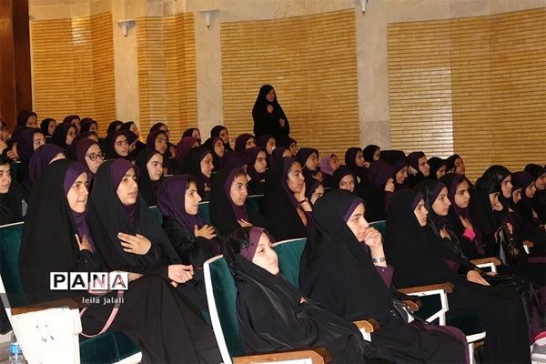 همایش دختران عاشورایی دبیرستان قرآنی فطرت اراک