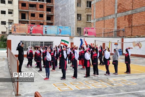 تور یک‌روزه بازدید از مدرسه مهرگان و بنیاد حریری بابل