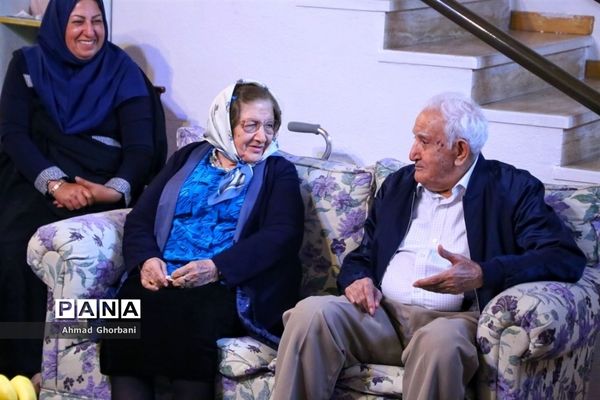 تور یک‌روزه بازدید از مدرسه مهرگان و بنیاد حریری بابل