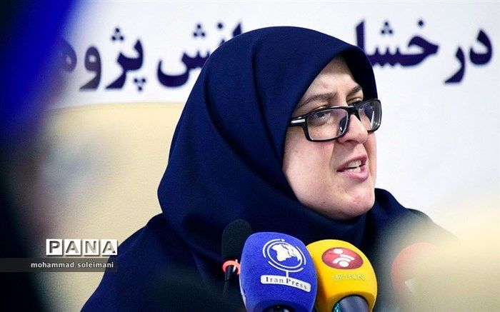 جلوی خروج استعدادهای درخشان از کشور گرفته شود