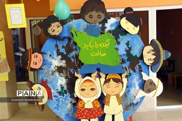 حضور دانش آموزان در کانون فکری ، کودکان و نوجوانان آذربایجان غربی «بمناسبت روز جهانی کودک»