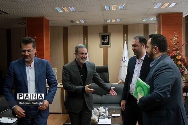 دیدار وزیر آموزش و پرورش با جمعی از نمایندگان مجلس