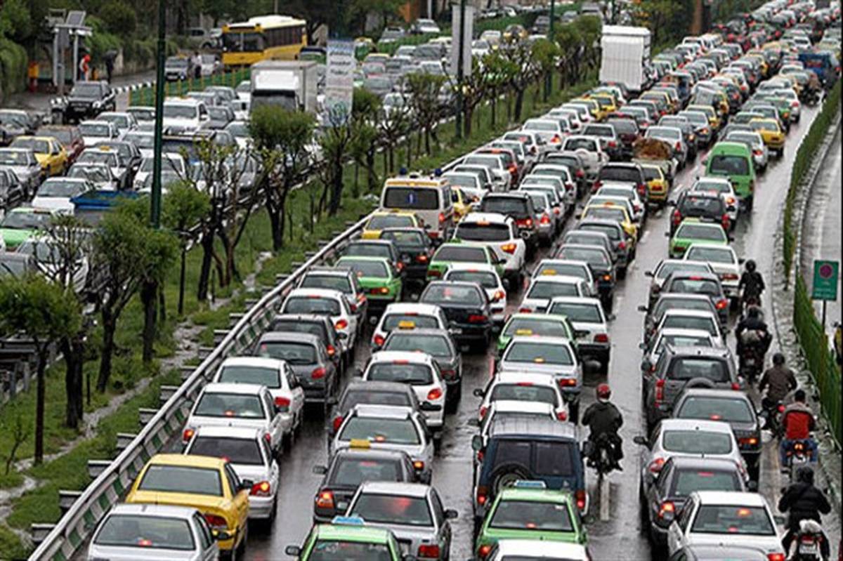 ترافیک سنگین در آزادراه‌های قزوین - کرج و کرج - قزوین