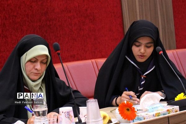 نشست مجمع مدرسین، مربیان و اعضاء سازمان دانش‌آموزی شهرستان‌های استان تهران