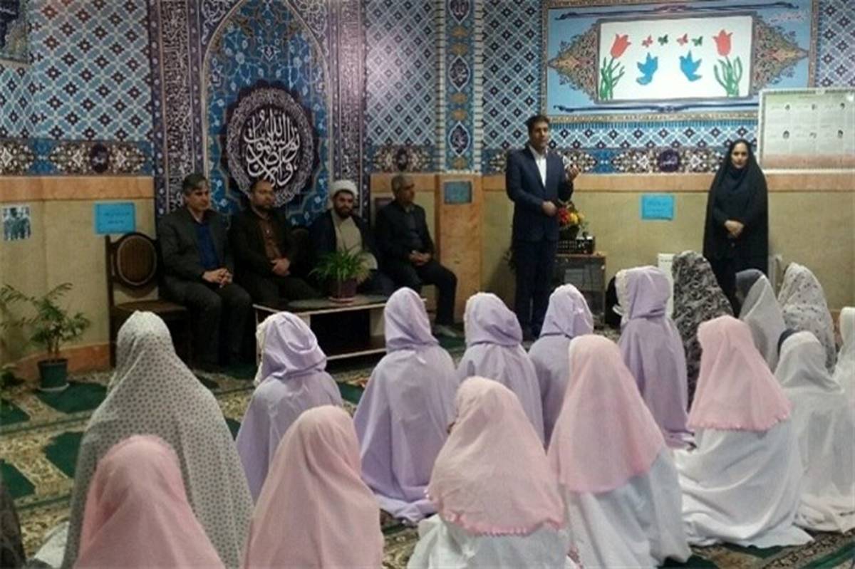 اجرای طرح یاوران نماز در مدارس شهرستان شهریار