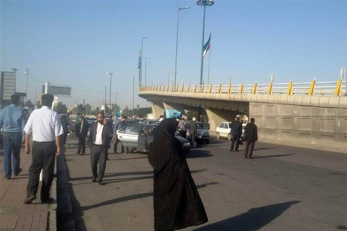 ضرب الاجل ترمیم و اصلاح پل میدان ۷۲تن به سمت تهران