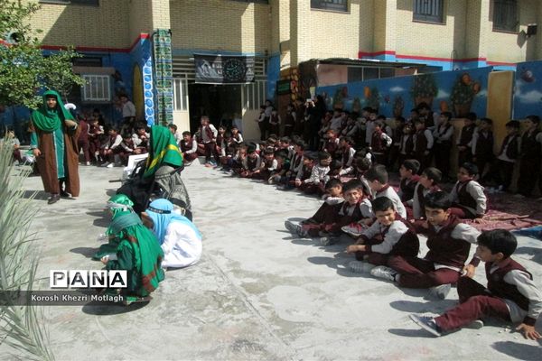 برگزاری مراسم تعزیه حضرت علی اکبر توسط دانش آموزان  مدرسه غیر دولتی پسرانه هوشمند سما در کازرون