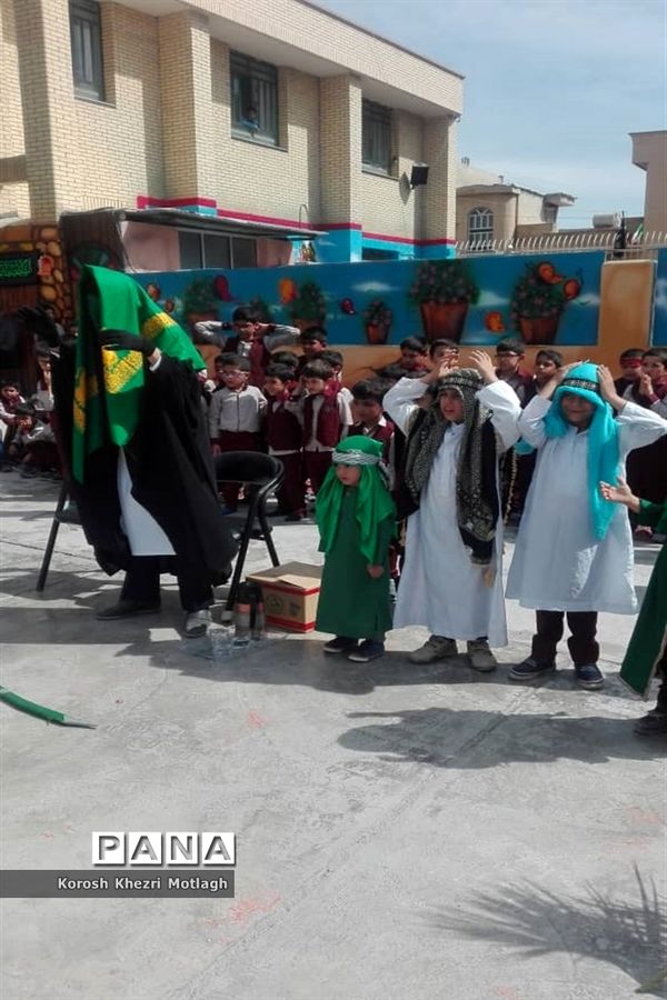 برگزاری مراسم تعزیه حضرت علی اکبر توسط دانش آموزان  مدرسه غیر دولتی پسرانه هوشمند سما در کازرون