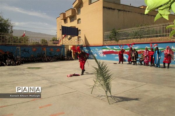 برگزاری مراسم تعزیه حضرت علی اکبر توسط دانش آموزان  مدرسه غیر دولتی پسرانه هوشمند سما در کازرون