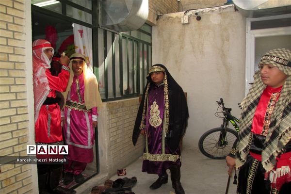 برگزاری مراسم تعزیه حضرت علی اکبر توسط دانش آموزان  مدرسه غیر دولتی پسرانه هوشمند سما در کازرون