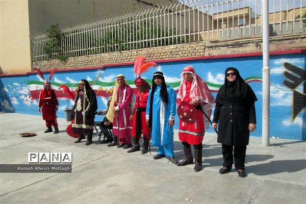 برگزاری مراسم تعزیه حضرت علی اکبر توسط دانش آموزان  مدرسه غیر دولتی پسرانه هوشمند سما در کازرون