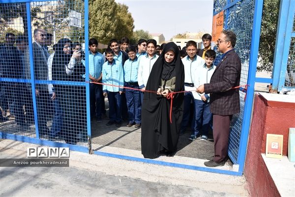 برپایی بازارچه فرهنگی کتاب در دبیرستان شهید صدوقی دوره اول ناحیه 2 یزد