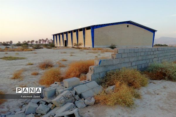 توقف عملیات ساخت سالن ورزشی شهدای رمضان در لامِرد فارس