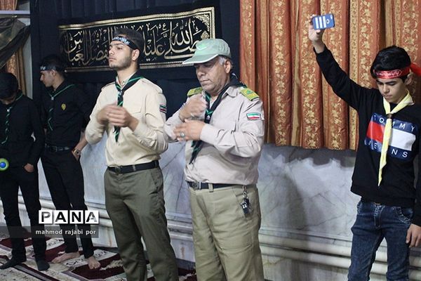 مراسم زیارت عاشورا هیئت محبین علی اکبر پیشتازان سازمان دانش‌آموزی استان کرمان