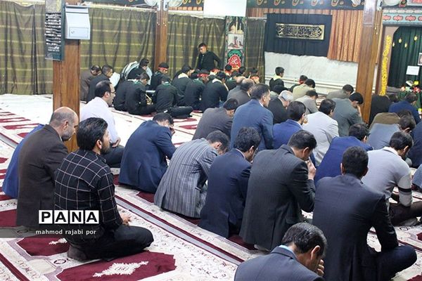 مراسم زیارت عاشورا هیئت محبین علی اکبر پیشتازان سازمان دانش‌آموزی استان کرمان
