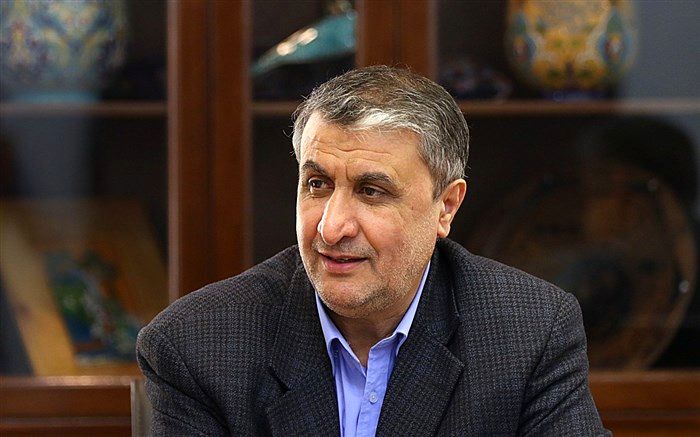 وزیر راه و شهرسازی : اتصال ریلی و جاده‌ای ایران و عراق در اولویت قرار دارد