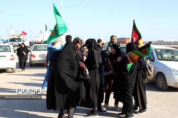 خدمات رسانی به زائرین اربعین در مرز شلمچه