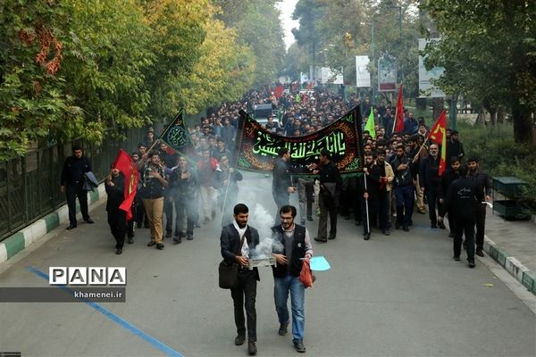 مراسم عزاداری اربعین سیدالشهدا(ع) با حضور هیئت‌های دانشجویی در حسینیه امام خمینی