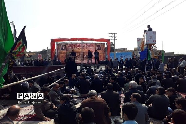 عزاداری جاماندگان از راهپیمایی اربعین حسینی در شهرستان بهارستان