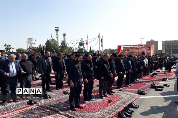 عزاداری جاماندگان از راهپیمایی اربعین حسینی در شهرستان بهارستان