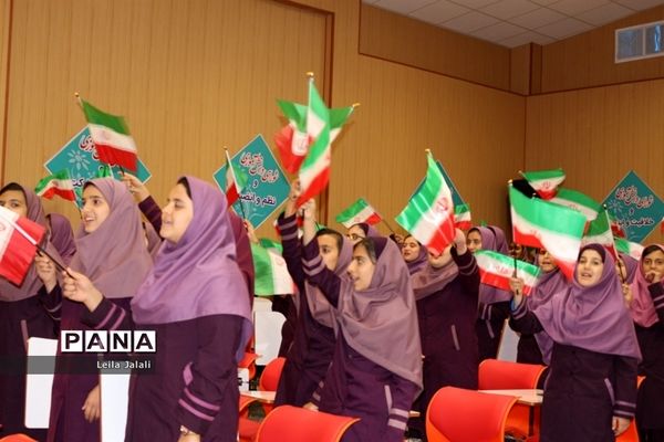 انتخابات شورای دانش‌آموزی دبیرستان الزهرا در  اراک