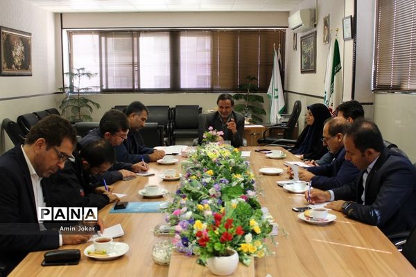 آمادگی آموزش و پرورش فارس برای برگزاری مراسم روز 13 آبان در شیراز